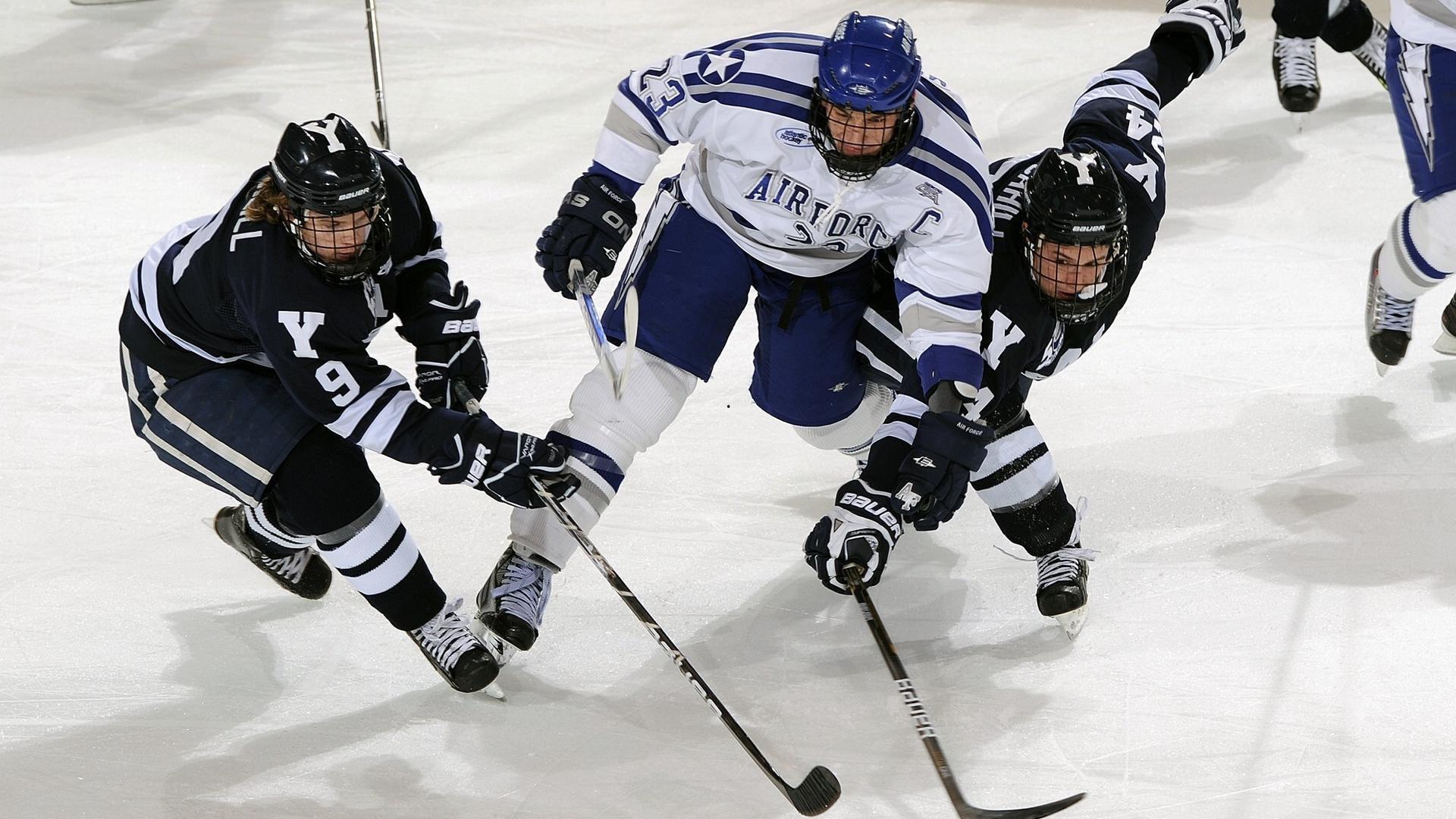24岁29天！布劳恩季后赛单场至少20分10板5助3断 掘金队史最年轻